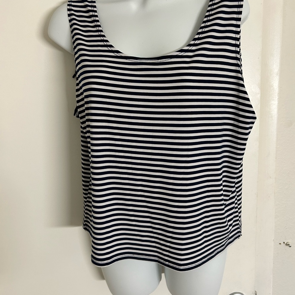 Perceptions New York Black and White Boxy Sleeveless Tank Top size 16